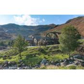 The Coppermines Mountain Cottages - Sawyers, Carpenters, Millrace, Sleeps 18