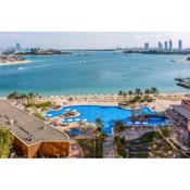 Tiara Residences, Free beach & pool access