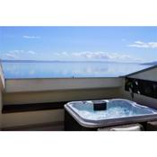 'Tino' Apartments - jacuzzi and terrace with sea view Makarska