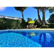 Vilamoura Ocean Villa with Pool by Homing