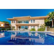 Villa Alcanada Paradise - Private Pool & Sea View