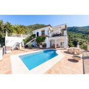 Villa with Stunning Views & Private Pool