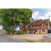 Worth Cottage - Perfect for families & friends